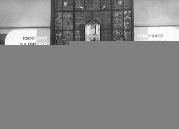 Выступление оркестра Гейгнера. 1935 год. 
Москва. Слева Д.Гейгнер, за роялем Цецилия, жена Давида Исааковича.