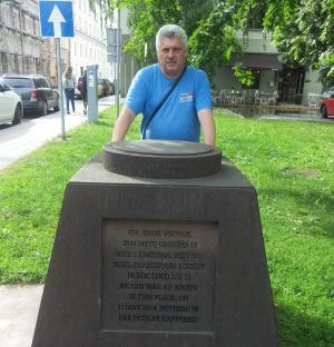 Ру­тина. Ру­тина. Кру­гом од­на ру­тина